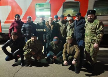 Казаки-добровольцы Комсомольска-на-Амуре отправились в зону СВО, а жители города Юности собрали бойцам гуманитарную помощь